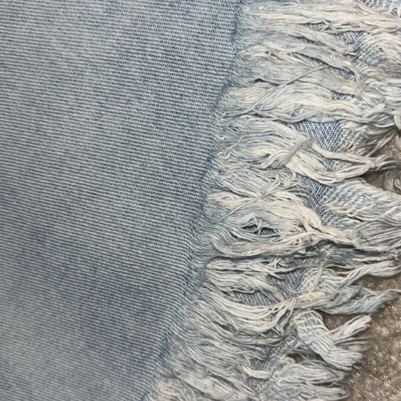 NEW frayed Jean shorts plus size 32 waist - Picture 2 of 8